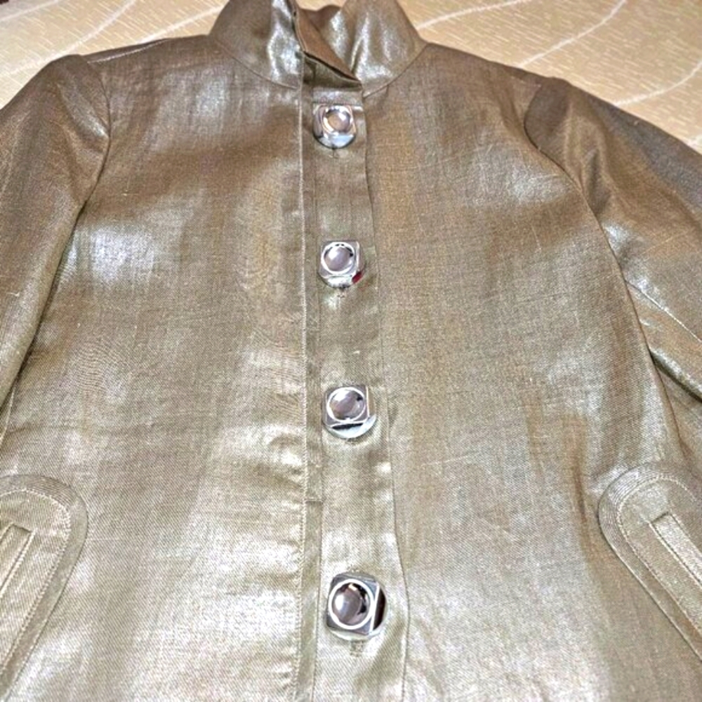 COCKTAIL COAT in a BLEND of GOLD and SILVER, UNLINED, SIZE 6